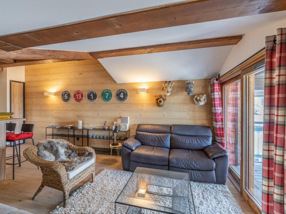 Chalet de l'Ourse 8 interior view 2