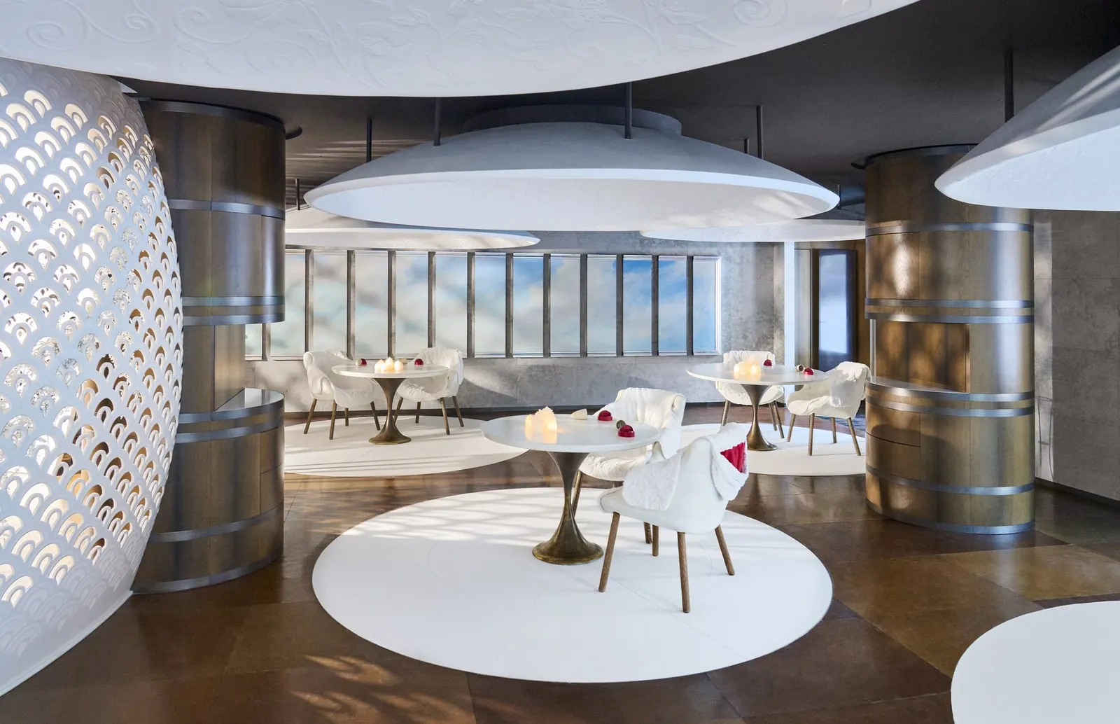 Cheval Blanc Courchevel · Le 1947 dining room