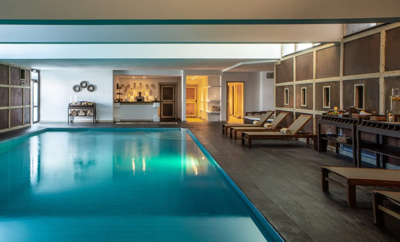 Alpes Hôtel du Pralong · Indoor pool
