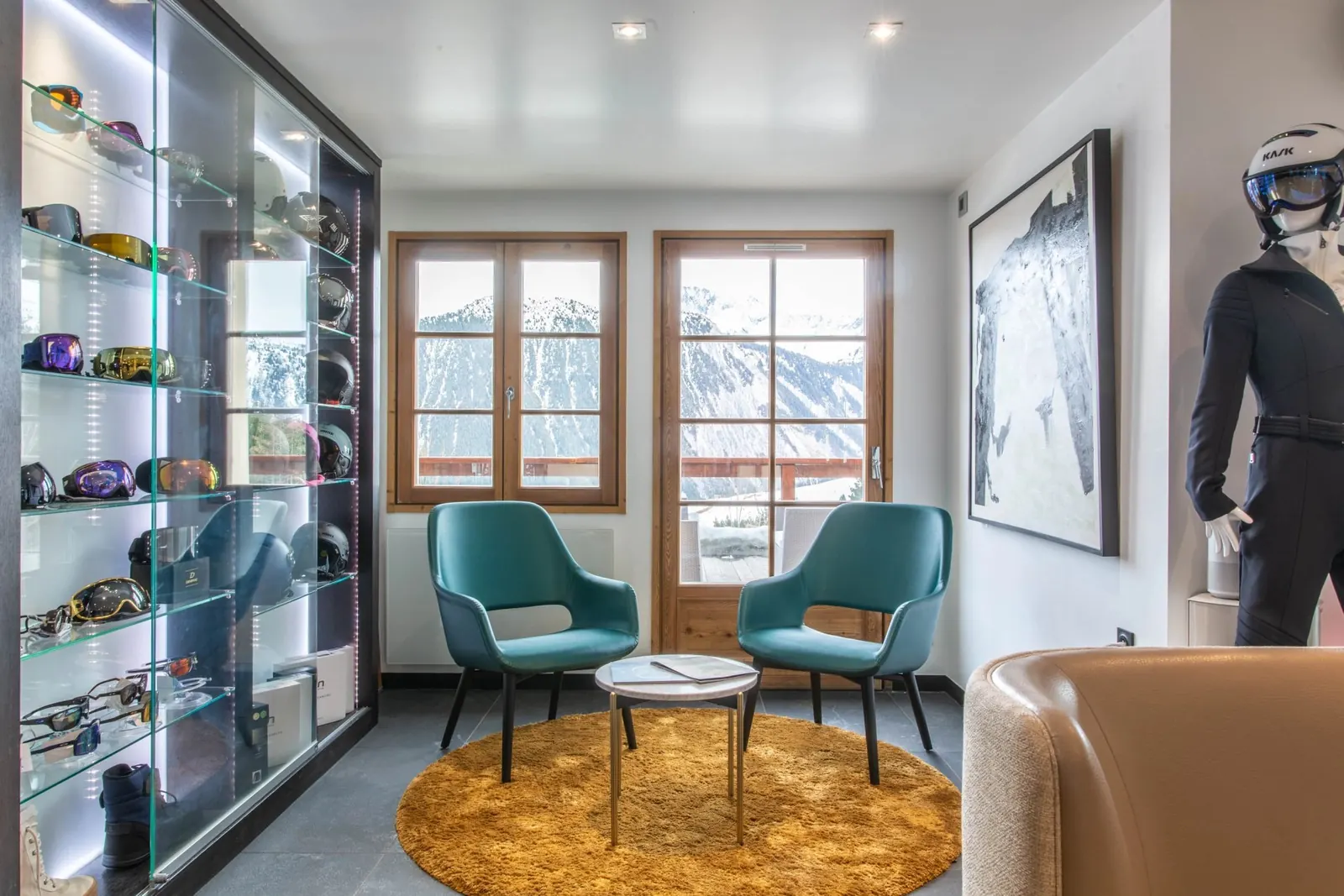 Le Strato · Ski room