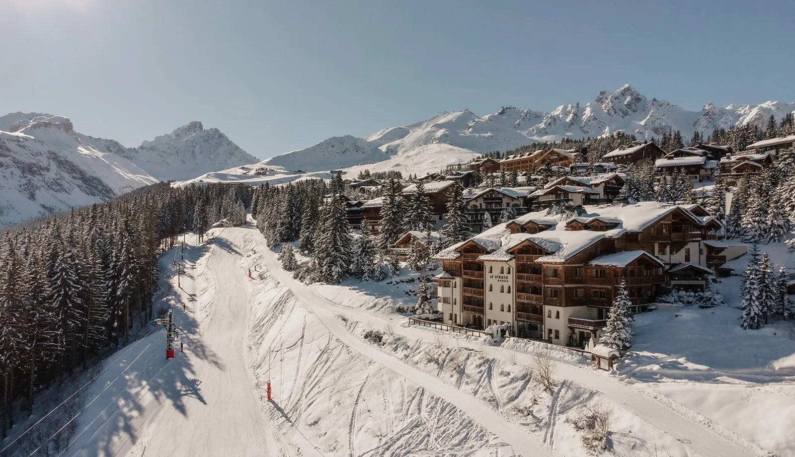 Le Strato · Aerial view in winter