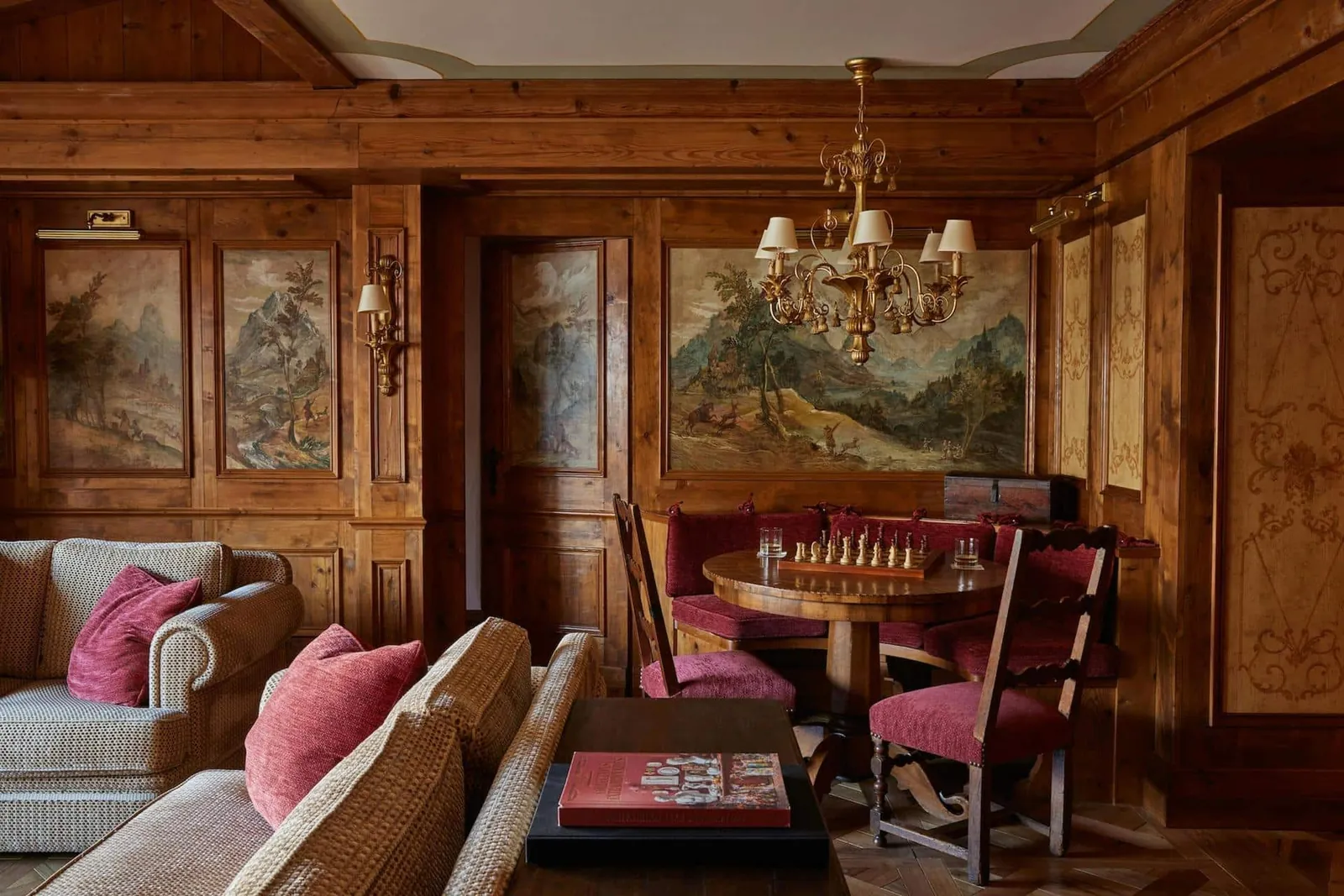 The Lys Martagon Suite, photo 3